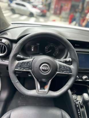 NISSAN-KICKS-2023