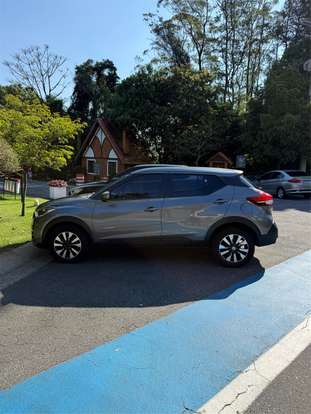NISSAN-KICKS-2020