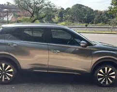NISSAN KICKS 1.6 16V FLEXSTART SL 4P XTRONIC NISSAN KICKS 1.6 16V FLEXSTART SL 4P XTRONIC