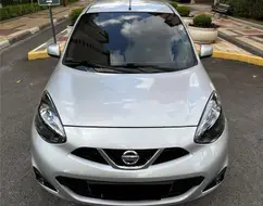 NISSAN MARCH 1.6 SL 16V FLEXSTART 4P XTRONIC NISSAN MARCH 1.6 SL 16V FLEXSTART 4P XTRONIC