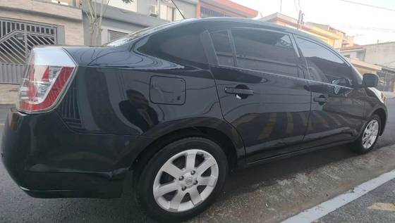 NISSAN SENTRA 2.0 16V GASOLINA 4P AUTOMÁTICO