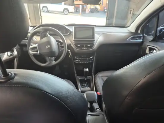 PEUGEOT-2008-2018