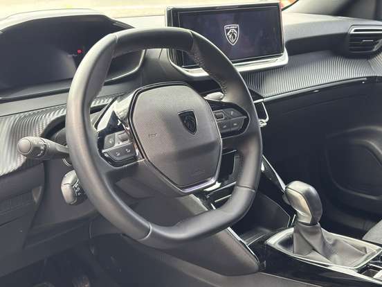 PEUGEOT-2008-2024