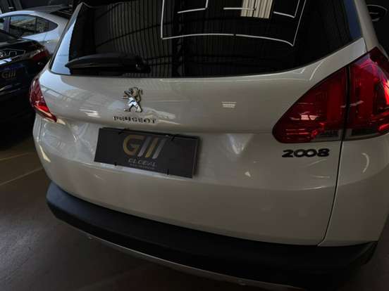 PEUGEOT-2008-2016