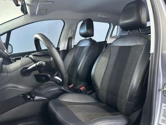 PEUGEOT-2008-2022