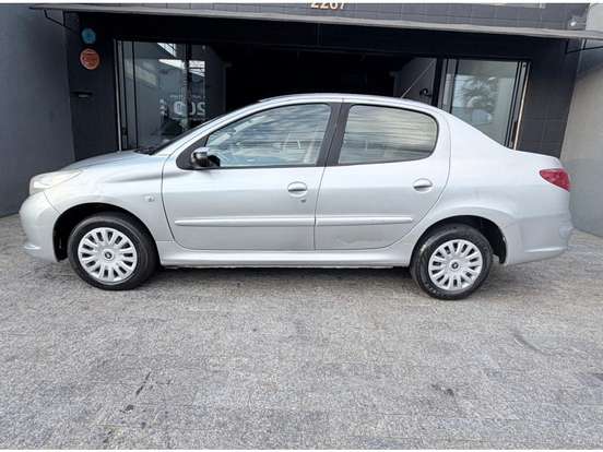 PEUGEOT-207-2012