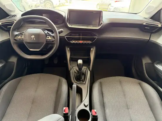 PEUGEOT-208-2023