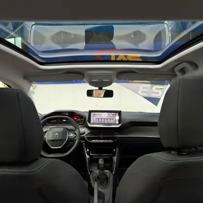 PEUGEOT-208-2022