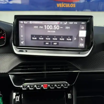 PEUGEOT-208-2022