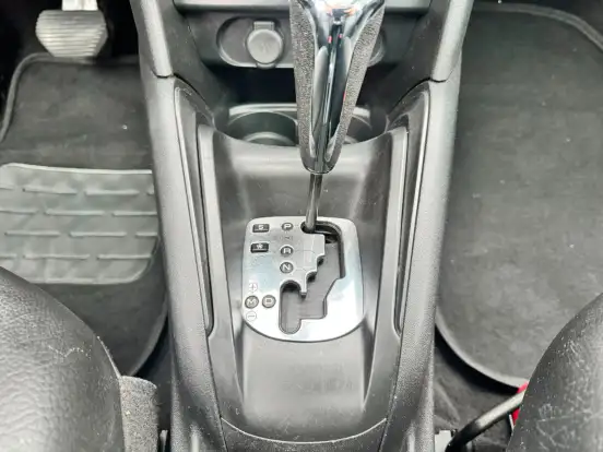 PEUGEOT-208-1.6 GRIFFE 16V FLEX 4P AUTOMÁTICO PEUGEOT-208-2014