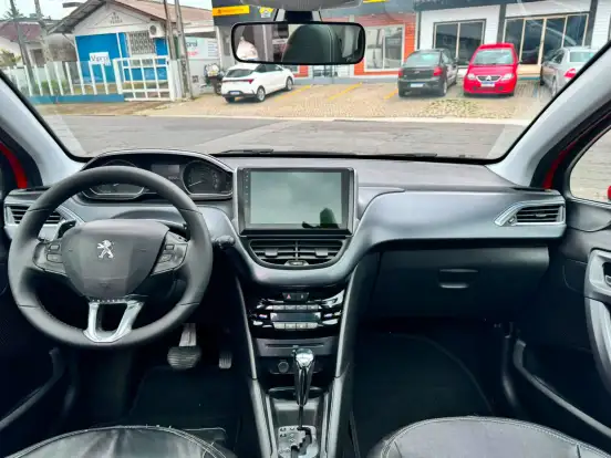 PEUGEOT-208-2014