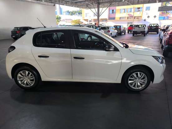 PEUGEOT-208-2023