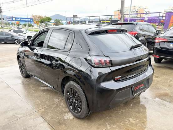 PEUGEOT-208-2023
