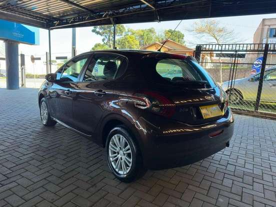 PEUGEOT-208-1.2 ALLURE 12V FLEX 4P MANUAL PEUGEOT-208-2016