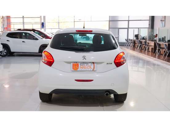 PEUGEOT-208-2013