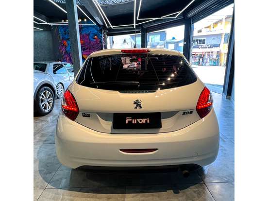 PEUGEOT-208-2014
