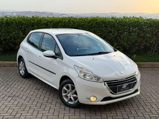 PEUGEOT-208-2014