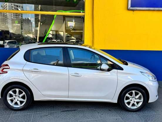 PEUGEOT-208-1.5 ALLURE 8V FLEX 4P MANUAL PEUGEOT-208-2015