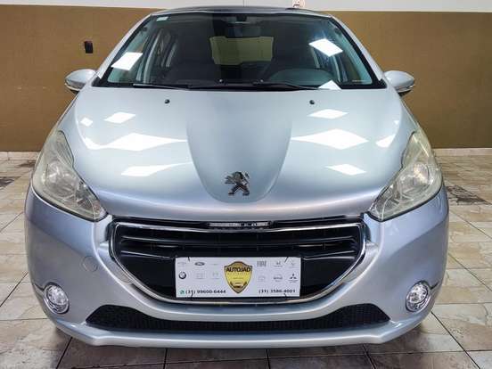 PEUGEOT-208-2013