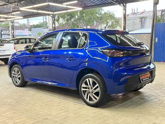 PEUGEOT-208-2022
