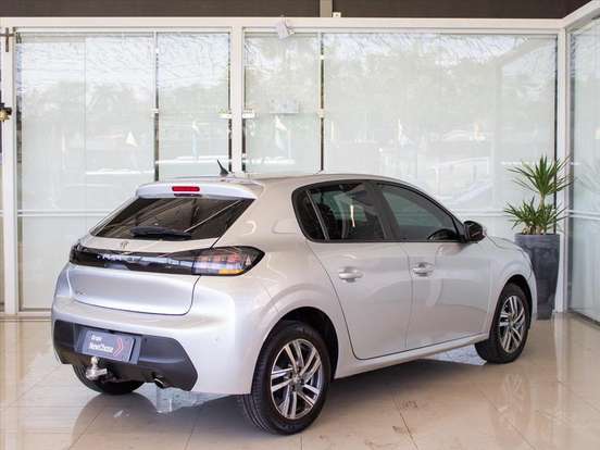 PEUGEOT-208-2022