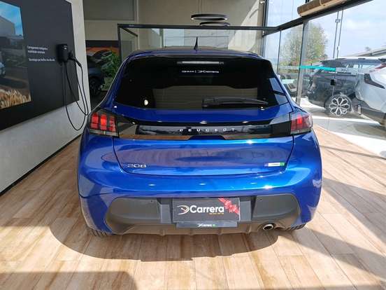 PEUGEOT-208-2022