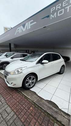 PEUGEOT-208-2014