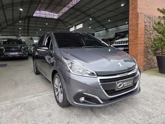 PEUGEOT-208-1.6 GRIFFE 16V FLEX 4P AUTOMÁTICO PEUGEOT-208-2017