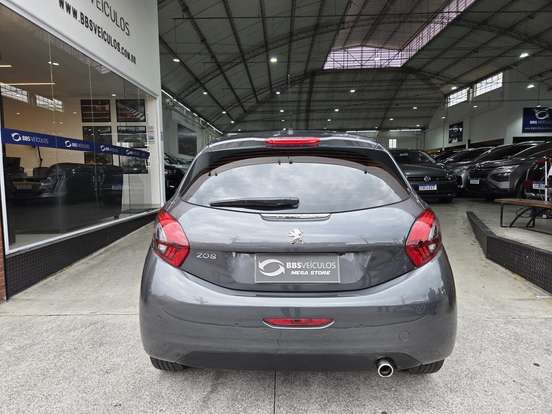 PEUGEOT-208-1.6 GRIFFE 16V FLEX 4P AUTOMÁTICO PEUGEOT-208-2017