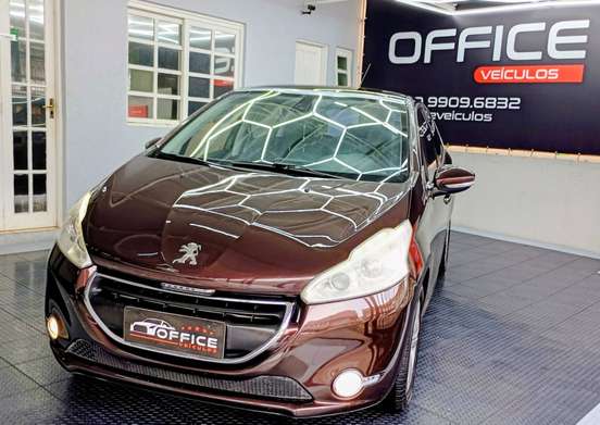 PEUGEOT-208-2014