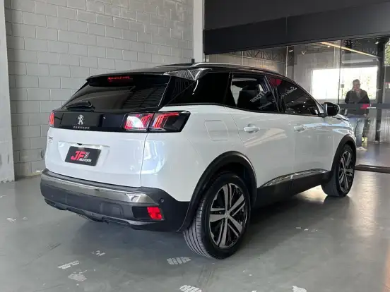 PEUGEOT-3008-2022