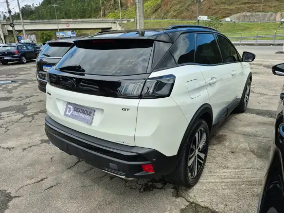 PEUGEOT-3008-2022