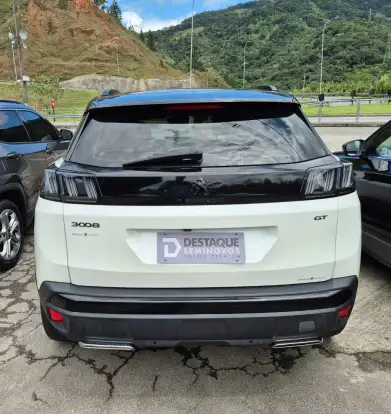 PEUGEOT-3008-2022