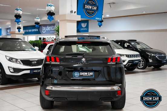 PEUGEOT-3008-2018