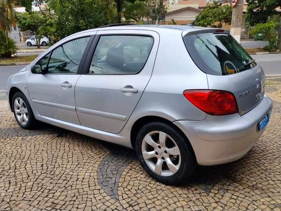 PEUGEOT-307-1.6 PRESENCE PACK 16V FLEX 4P MANUAL PEUGEOT-307-2010