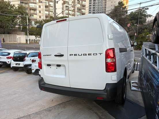 PEUGEOT-EXPERT-2026