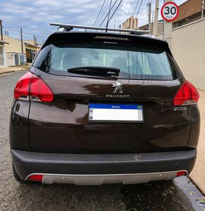 PEUGEOT-2008-2018