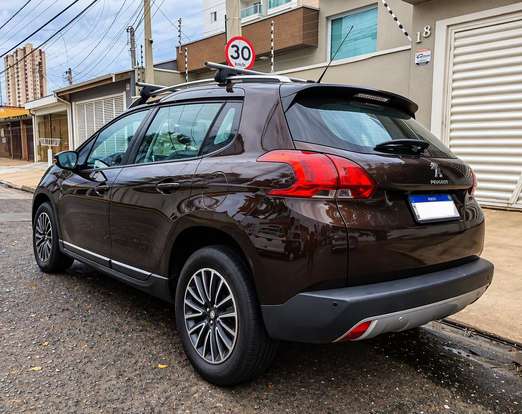 PEUGEOT-2008-2018