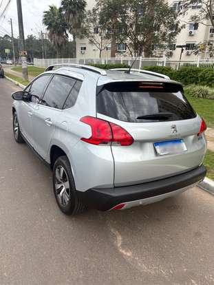 PEUGEOT-2008-2015