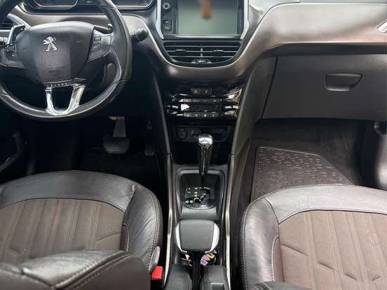 PEUGEOT-2008-1.6 16V FLEX GRIFFE 4P AUTOMÁTICO PEUGEOT-2008-2015