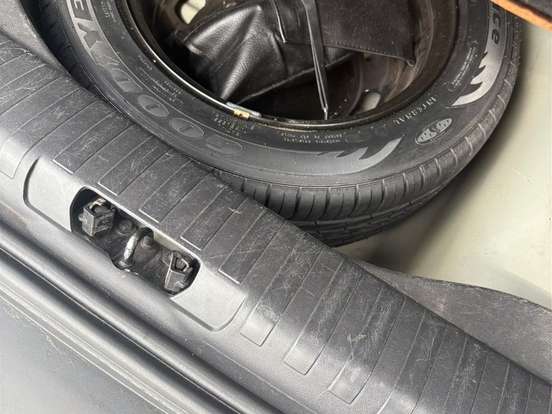 PEUGEOT-2008-1.6 16V FLEX GRIFFE 4P AUTOMÁTICO PEUGEOT-2008-2015