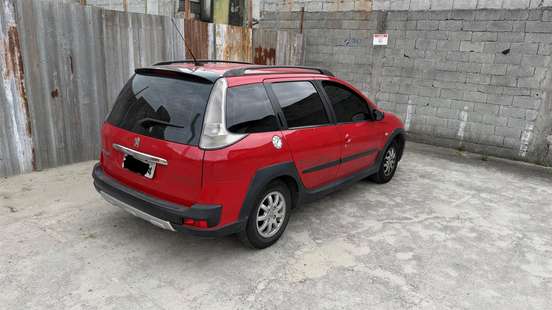 PEUGEOT-207-2011
