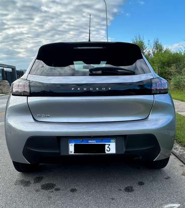 PEUGEOT-208-2023