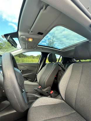 PEUGEOT-208-2023