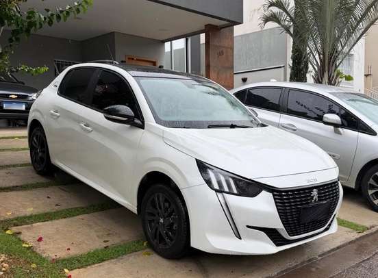 PEUGEOT-208-2022