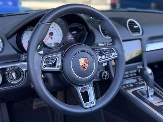 PORSCHE-718-2024