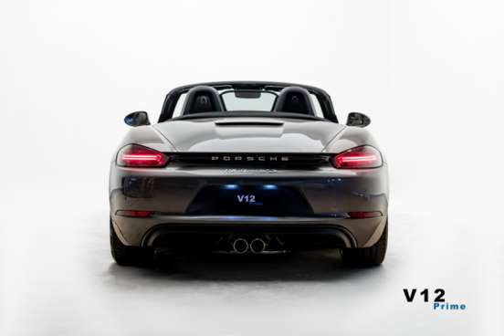 PORSCHE-718-2016