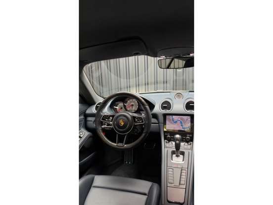 PORSCHE-718-2025