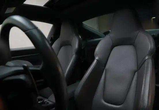 PORSCHE-911-2020