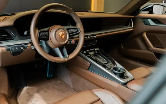 PORSCHE-911-2025